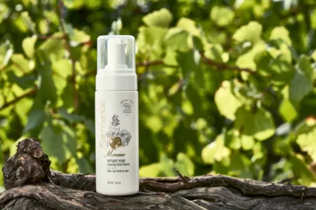 mousse nettoyante visage bio vinothérapie